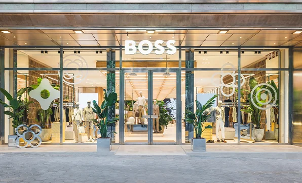 Exterior view of BOSS store in Barcelona (photo)